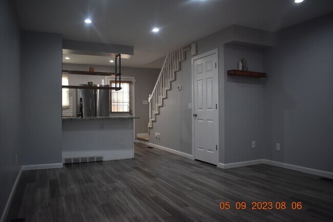 Foto del edificio - Lovely Updated Littleton Townhome in Wonderful Location