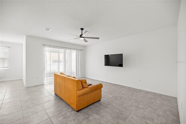 Building Photo - 6304 SW 74th Ter Rd
