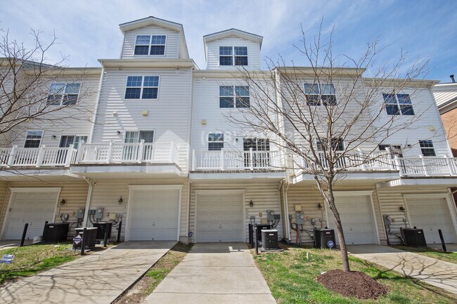 Foto del edificio - 543 Garrett A Morgan Blvd