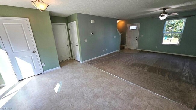 Building Photo - 3320 Blossom Trl