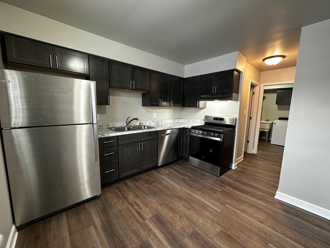 11528 W 134th Ct, Cedar Lake, IN 46303 Townhome Rentals in Cedar Lake