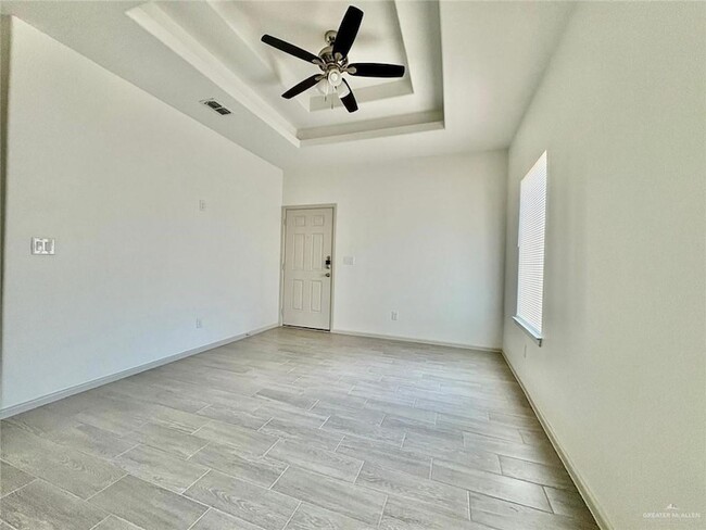 Foto del edificio - 7702 N 58th Ln
