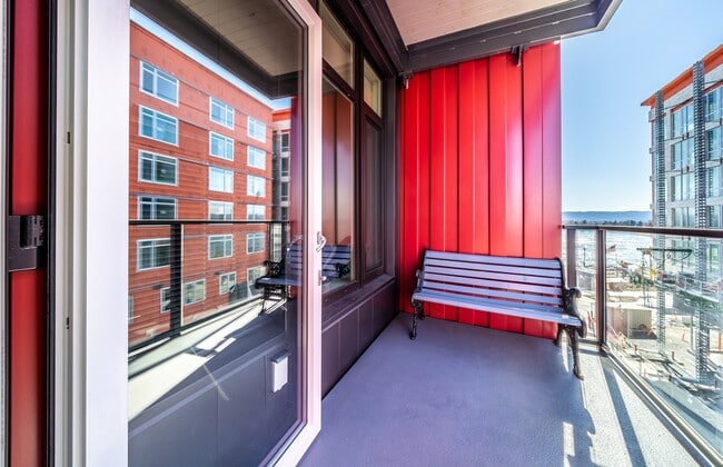 Interior Photo - Rediviva at the Vancouver Waterfront!