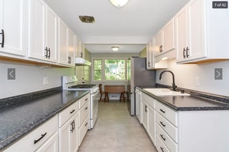 Building Photo - 39 Beechmont St