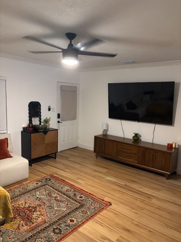 Foto del edificio - 215 N Glenwood Ave