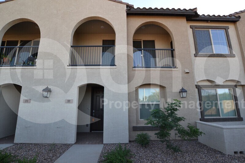 155 N Lakeview Blvd Unit 209, Chandler, AZ 85225 Condo for Rent in