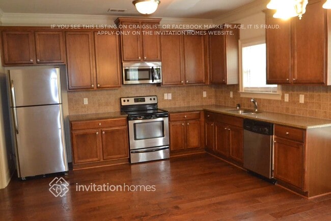 Building Photo - 204 Jack Cir