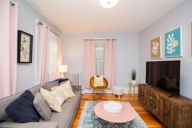 1 bedroom in Brookline MA 02445 - 1 bedroom in Brookline MA 02445 Apartment