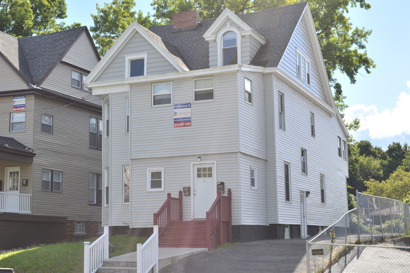 Primary Photo - 316 Westcott St