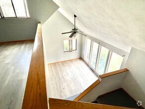 LR from stairs - 21 Hampstead Rd