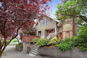Building Photo - 303 W Blaine St