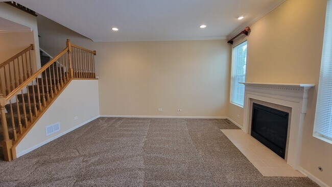 Building Photo - 1222 Da Vinci Dr