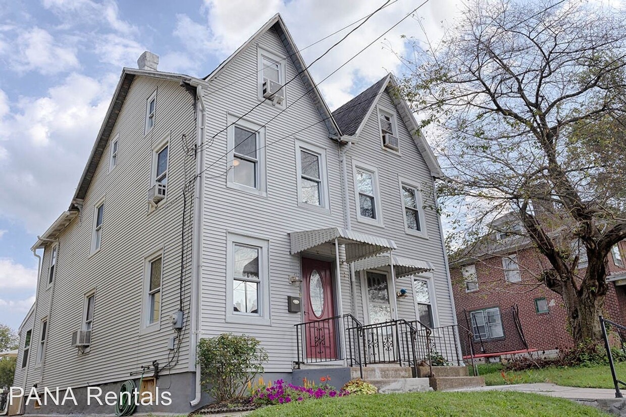 111 New Holland Ave, Shillington, PA 19607 House Rental in