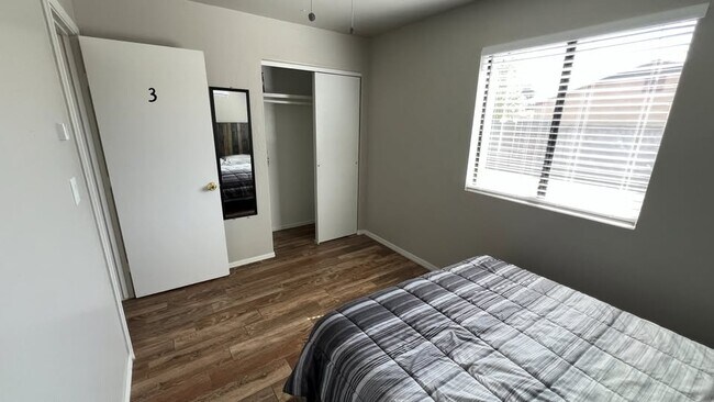 Foto del edificio - 3645 W Hadley St