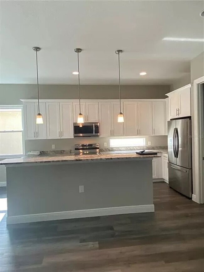 Building Photo - River Run Estates - Newer Construction Sin...