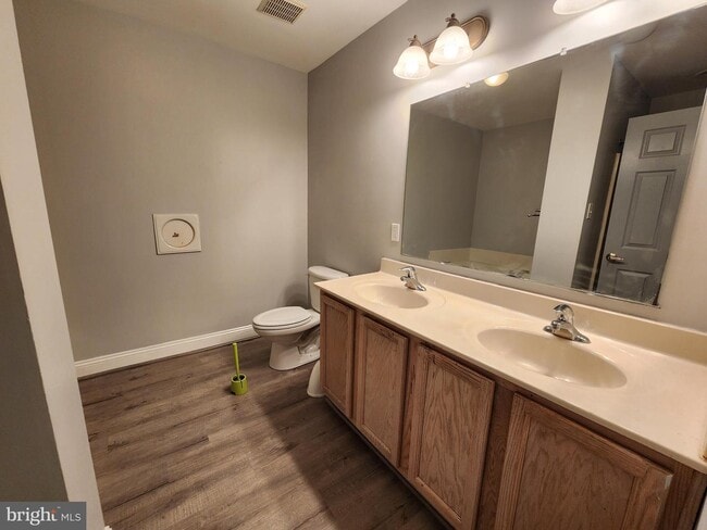 Building Photo - 7919 Fawn Run