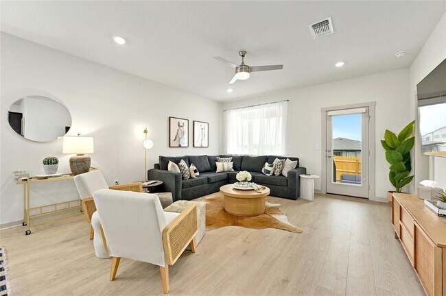 Foto del edificio - 2300 Ranier Ct