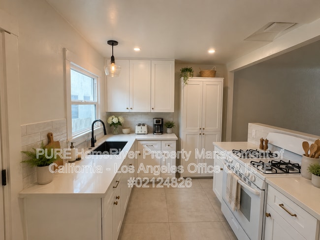 Photo - 629 West 23rd Street House