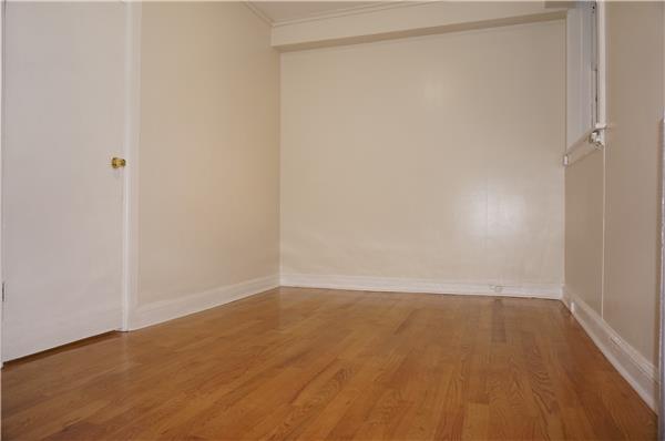 Building Photo - 373 Parkside Ave
