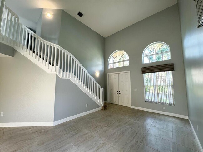 Foto del edificio - 390 NW 115th Way