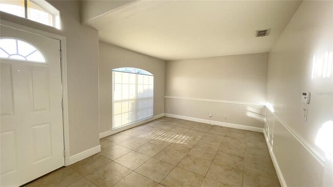 Building Photo - 14201 Babylon Way