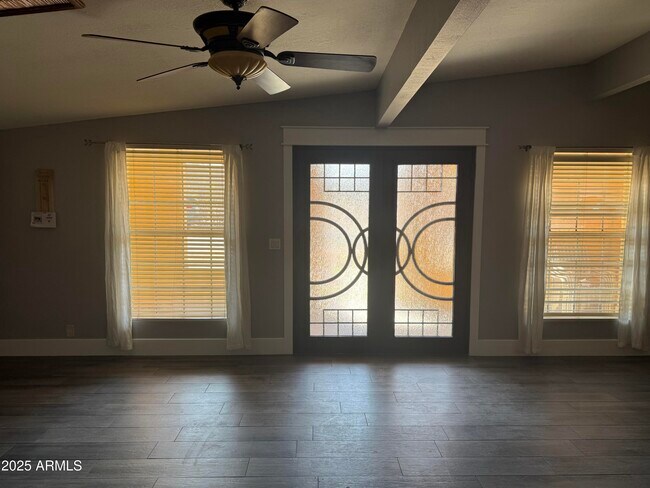 Foto del edificio - 1754 W Mountain View Dr