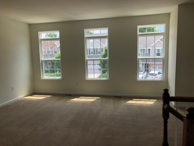 Building Photo - 708 Stonehouse Way