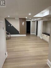 Building Photo - 22 Redwillow Rd