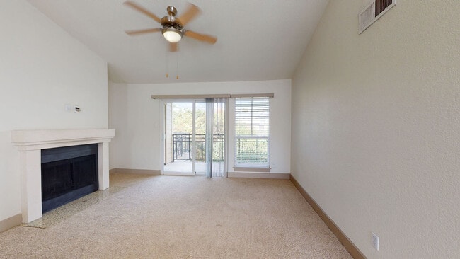 Interior Photo - Barton Creek Landing