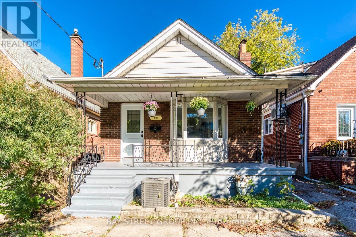 Primary Photo - 90 Avondale Ave