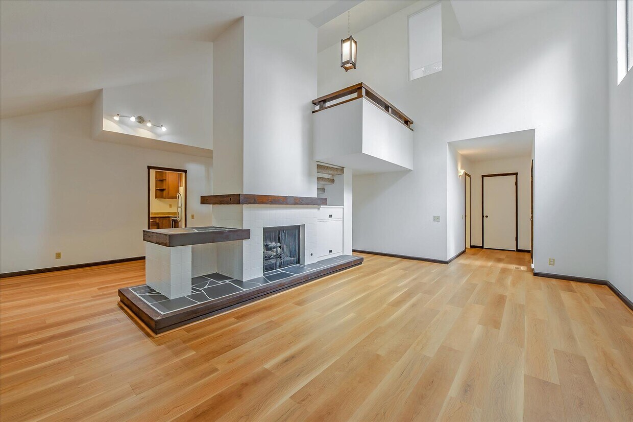 Foto principal - 31 Farm Rd
