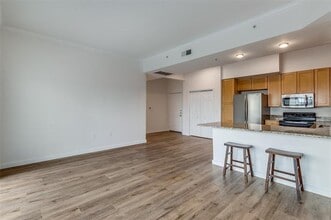 Building Photo - 3225 Turtle Creek Blvd