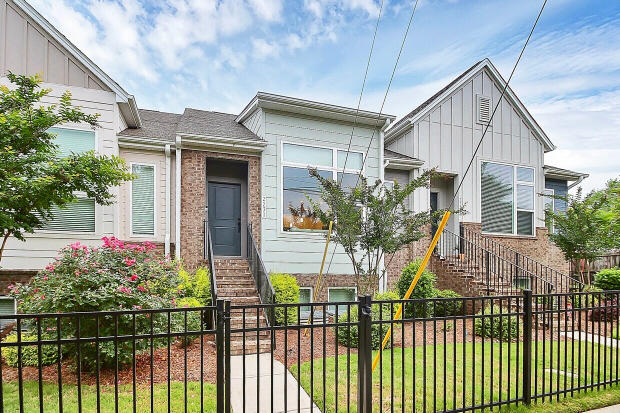 Foto del edificio - 2231 Statesville Ave