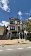 Building Photo - 1118 S Western Ave