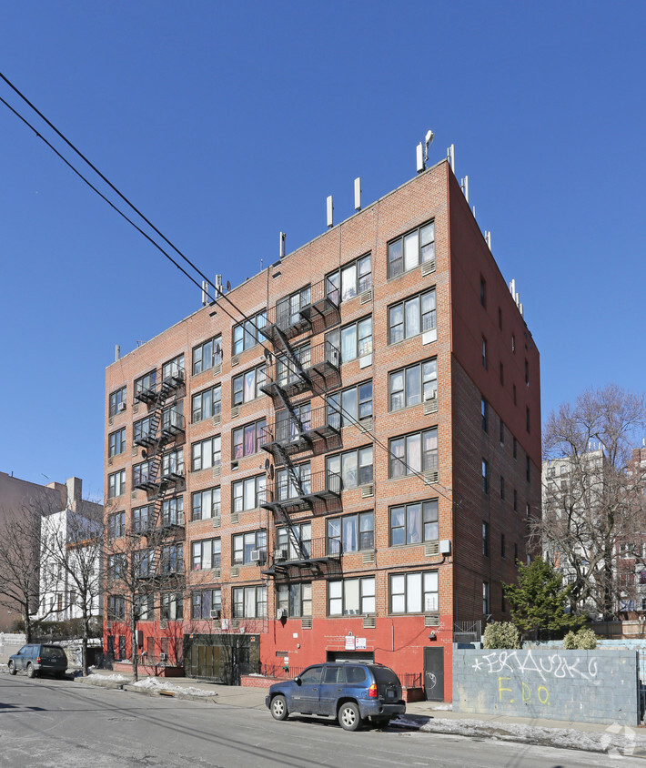 Building Photo - 233 Jamaica Ave