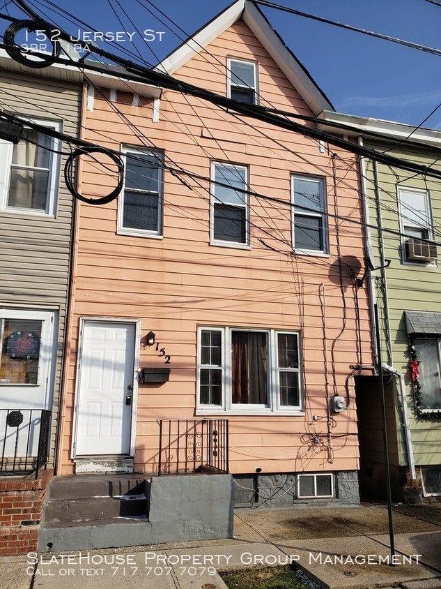 Primary Photo - Charming 3 Bed / 1 Bath Home in Trenton