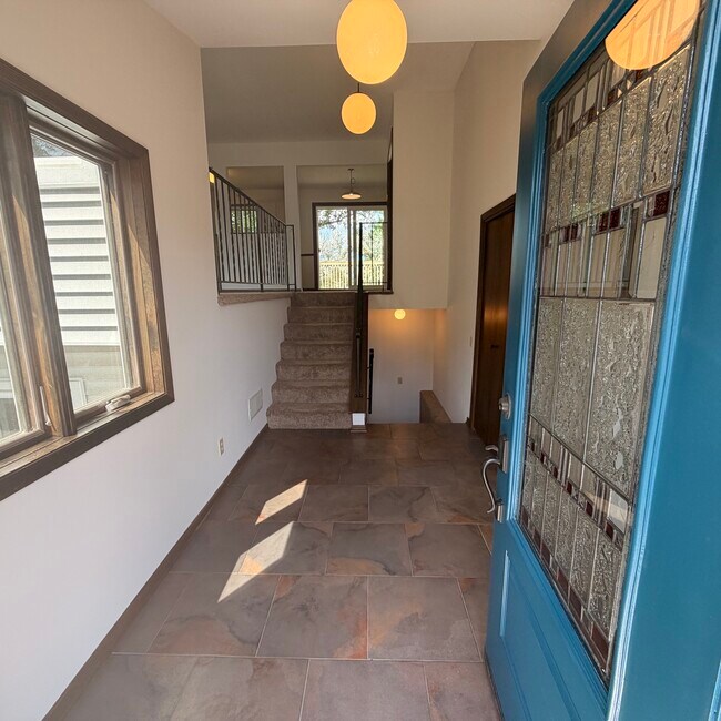 Foto del edificio - 9755 Nathan Ln N