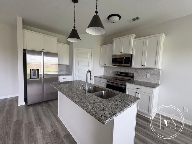 Foto del edificio - The perfect blend of modern living and small-town charm