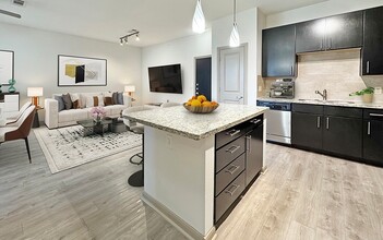 Building Photo - 306 McGowen St