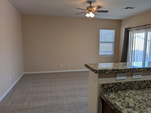 Building Photo - 42512 W Monteverde Dr