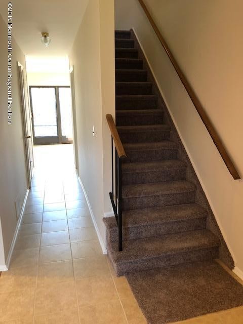 Building Photo - L3 Quincy Cir