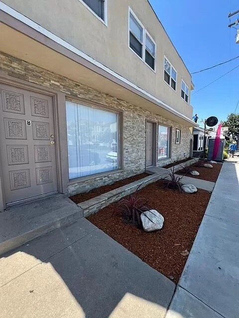 Exterior - 3937 Long Beach Blvd