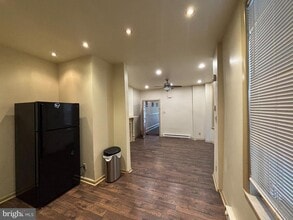 Building Photo - 3734 N Sydenham St