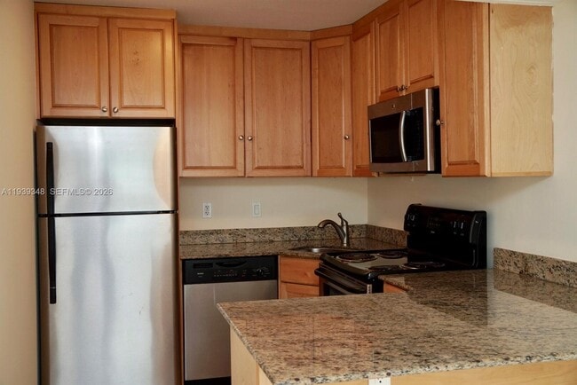 Building Photo - 2758 W Trade Ave