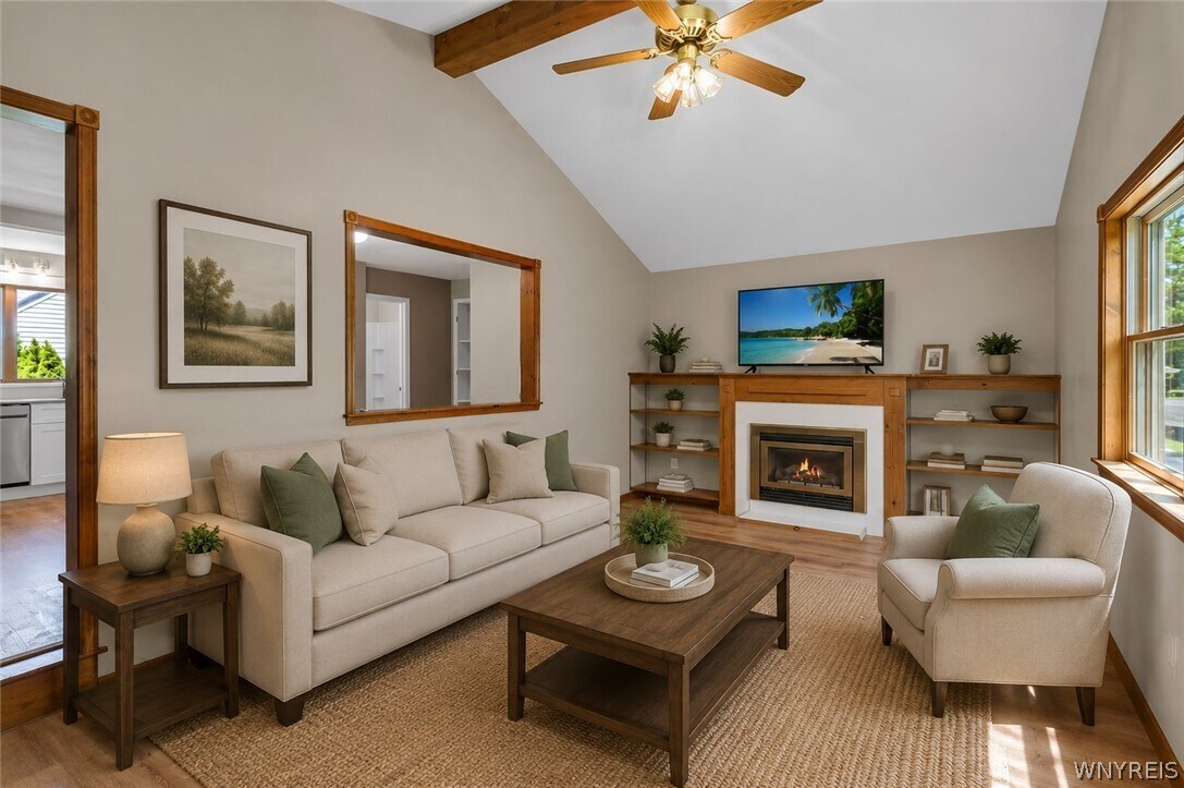 Foto del edificio - 799 Beach Rd