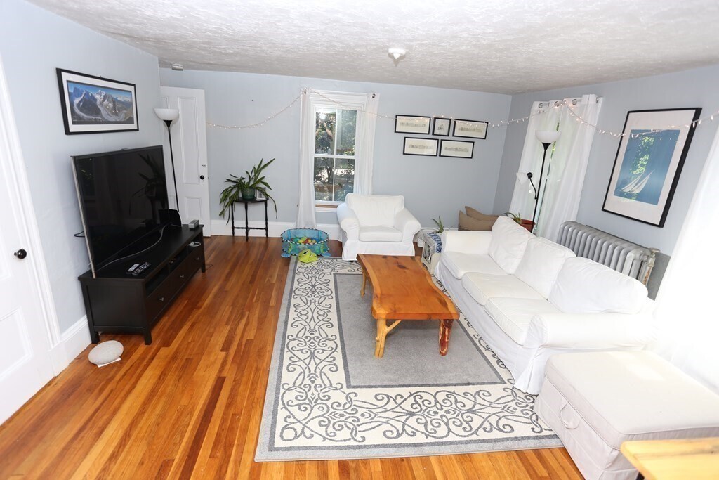 58 ster St Unit n/a, Needham, MA 02494 Room for Rent in Needham