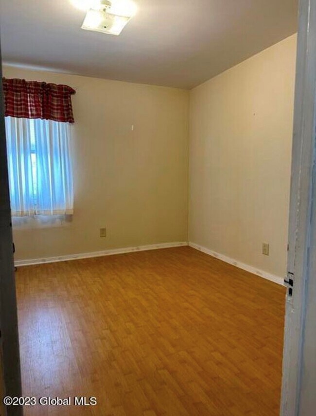 44 Temple St Unit 1, Gloversville, NY 12078 Apartments in