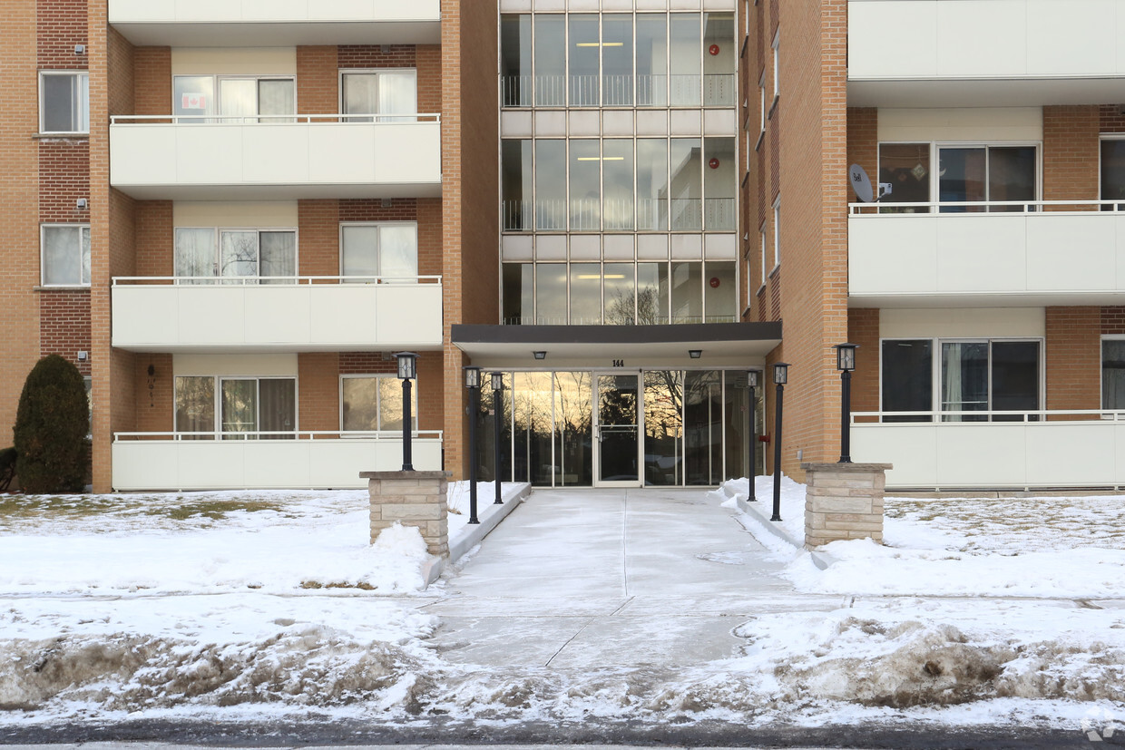 Building Photo - Confederation Apartments