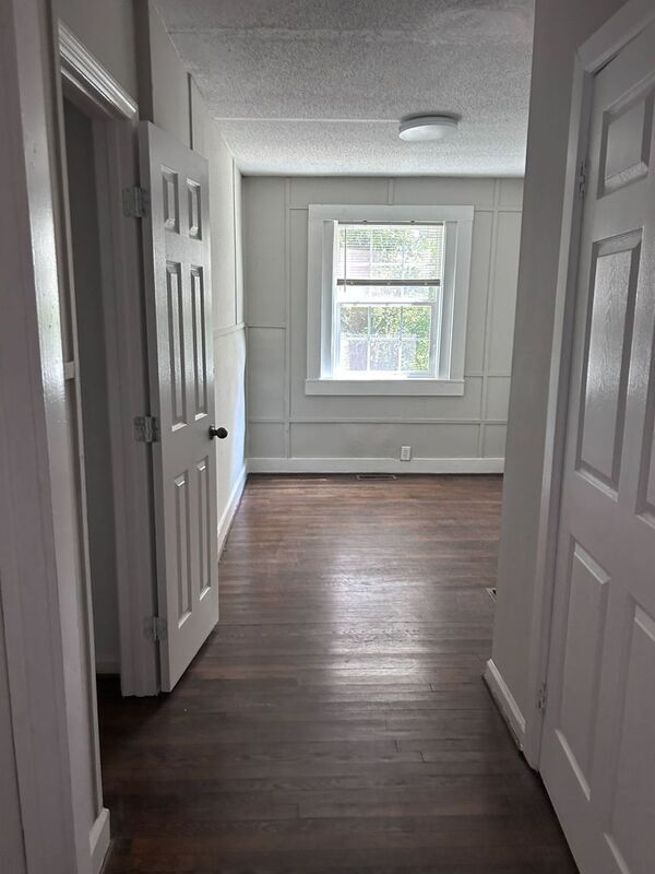 Foto del edificio - 525 Telford Ln