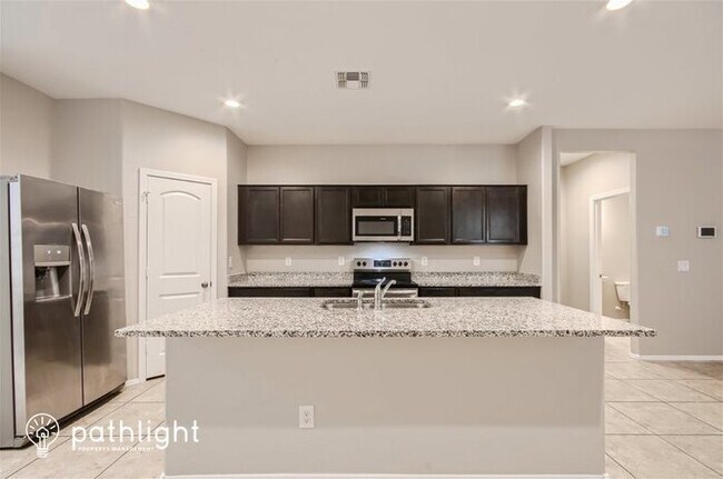Foto del edificio - 19170 Toledo Avenue, Maricopa, AZ, 85138